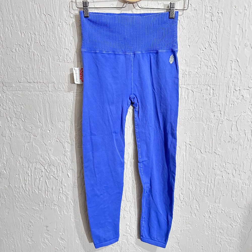 NWT FREE PEOPLE MOVEMENT High-Rise 7/8 Length Good Karma Leggings SIZE M/L